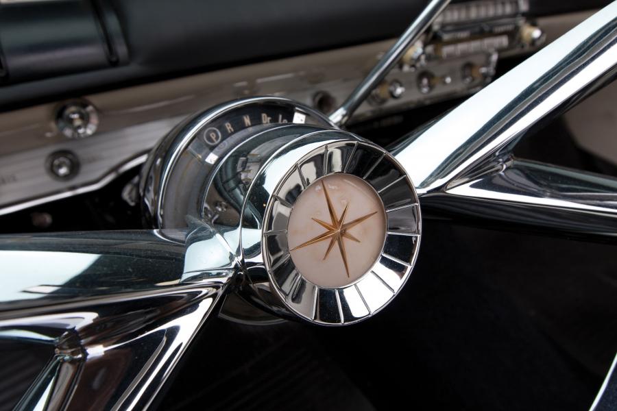  Lincoln Premiere Convertible Coupe 1957 года  (фото 11 из 24)